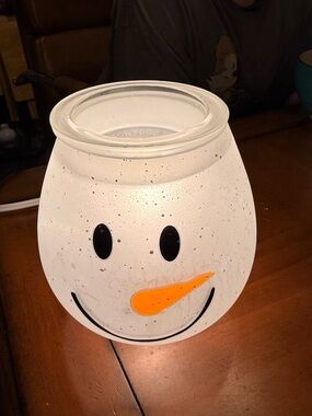 Scentsy Frosty Glow Snowman Speckled Full Size Wax Warmer